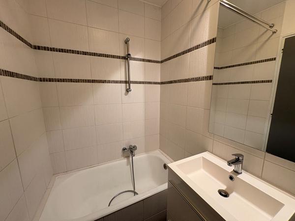 Appartement Ambilly 1 pièce(s) 28 m2