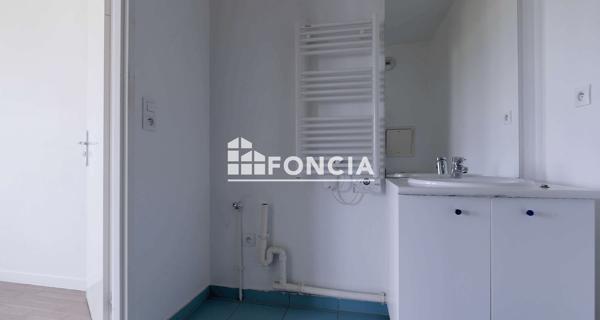 À vendre Studio 30 m² - Corbeil-essonnes 91100