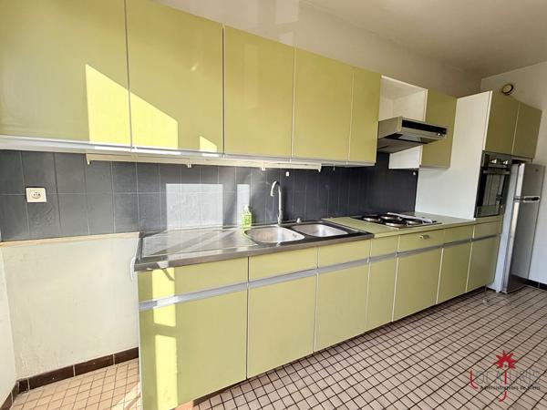Location Appartement 2 pièces Chantilly (60500) - CENTRE VILLE