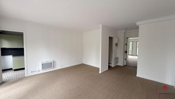 Location Appartement 2 pièces Chantilly (60500) - CENTRE VILLE