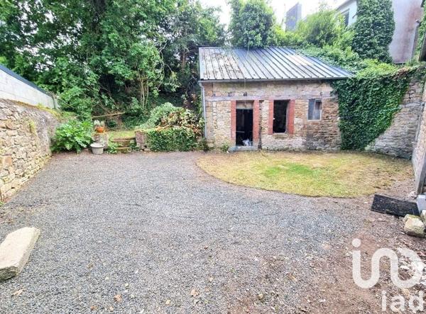 House for sale 6 rooms 110 m² Guingamp