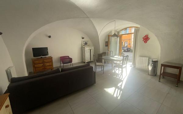 Appartement à louer    2 pièces •  Joyeuse