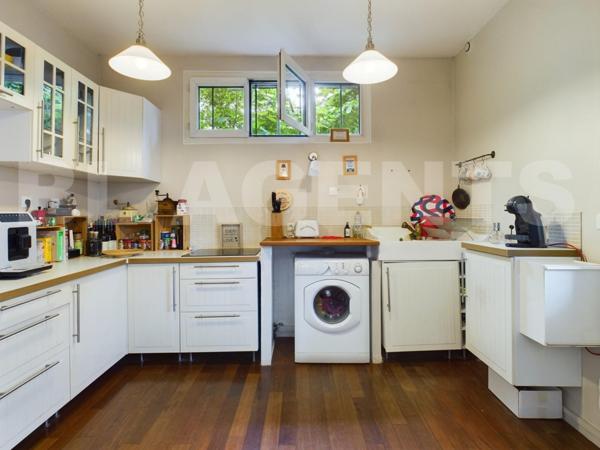 CHARMANT APPARTEMENT TROIS PIECES