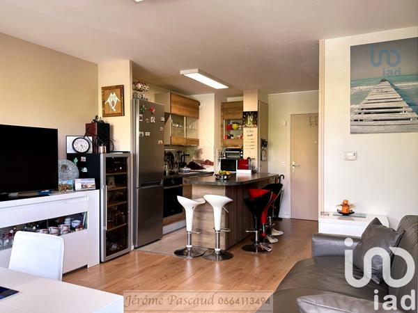 Appartement 2 pièces de 41 m² à Trappes (78190)