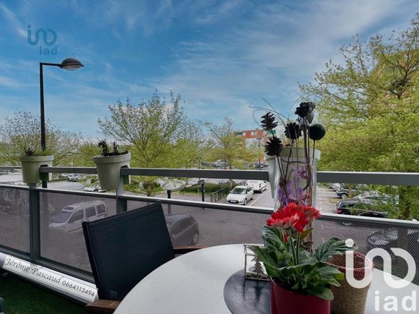 Appartement 2 pièces de 41 m² à Trappes (78190)