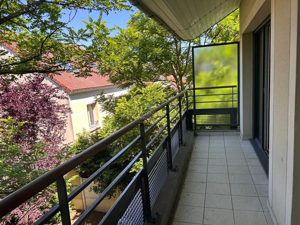 Appartement Maisons-laffitte 2 pièce(s) 38.29 - hyper centre - marché - terrasse-parking sous sol 285 000 € **  - Référence  4710