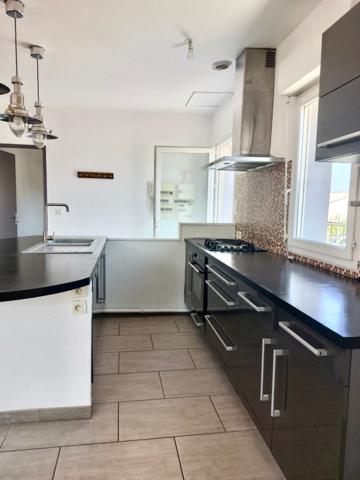 APPARTEMENT T4 - 107 m2 -TERRASSE