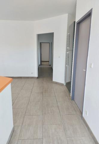APPARTEMENT T4 - 107 m2 -TERRASSE