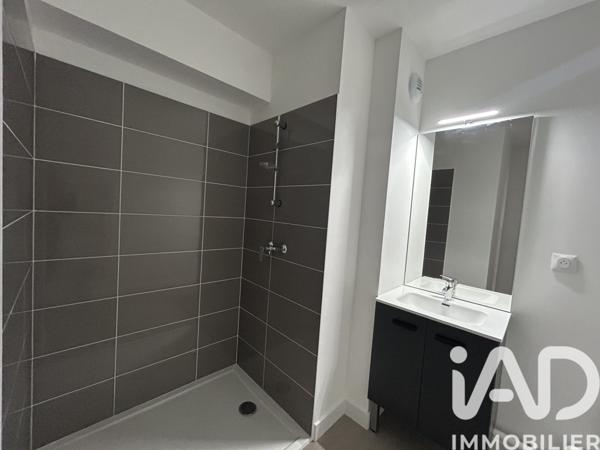 Location appartement 3 pièces 61 m² Pérenchies