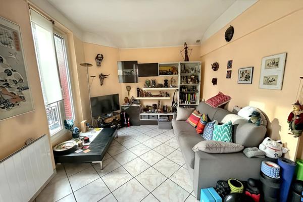 Appartement Vitry Sur Seine - Centre-ville - 3 pièces - 43 m²