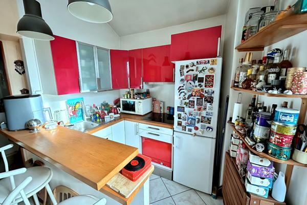 Appartement Vitry Sur Seine - Centre-ville - 3 pièces - 43 m²