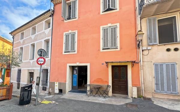 Appartement à louer    1 pièce •  Biot