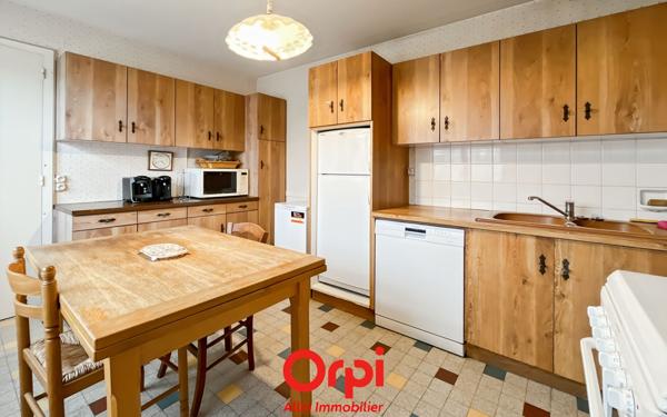 Maison à vendre    7 pièces •  Quinssaines