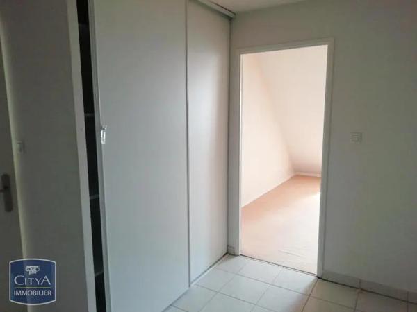 Appartement à louer 2 pièces 59.25m²