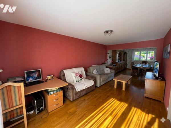 Maison – 101 m² – 3 chambres – Terrain clos et arboré – Grand garage