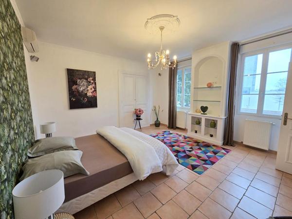 Appartement Montelimar 6 pièces 197 m2