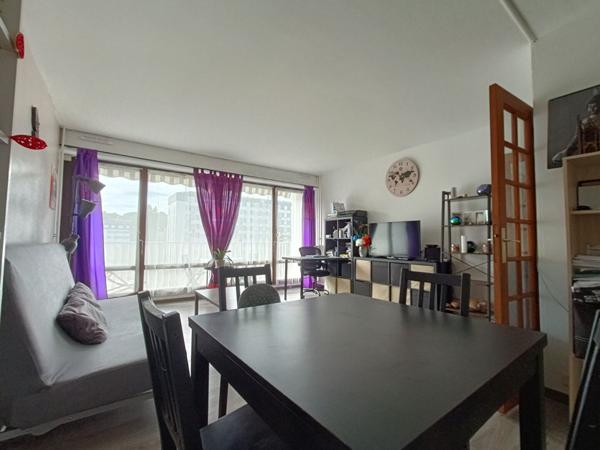 Appartement à Tours avec balcon et parking