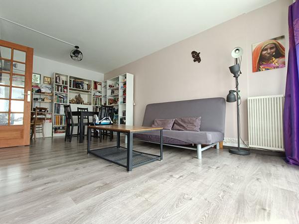 Appartement à Tours avec balcon et parking