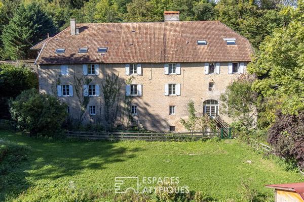 Moulin du XVIII siècle avec chambres d’hôtes