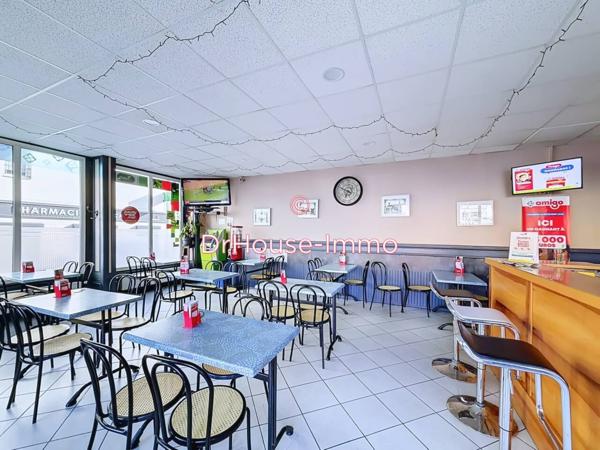 Commerce à vendre de 151 m²