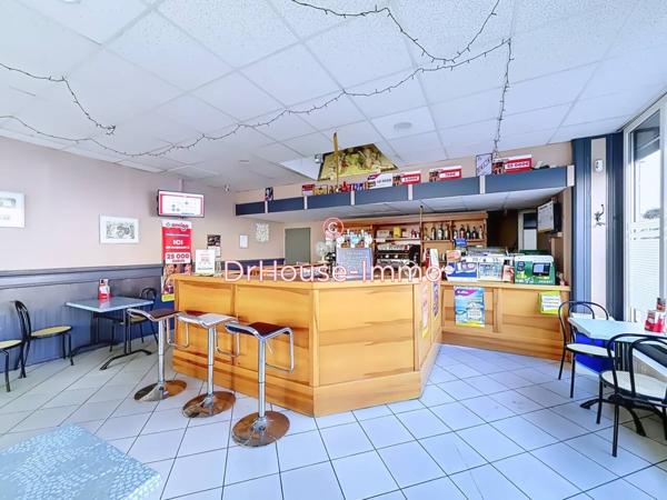 Commerce à vendre de 151 m²