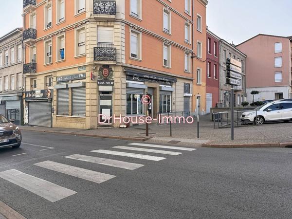 Commerce à vendre de 151 m²