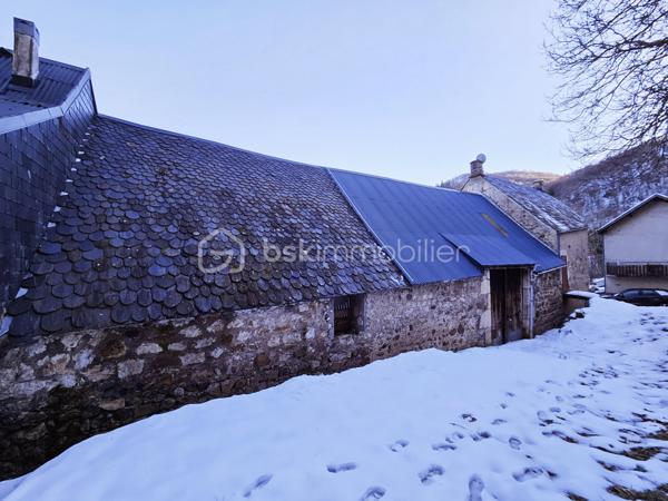 Corps de ferme de 100 m²