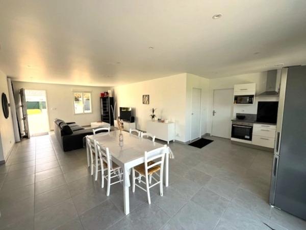 Maison Plain-pied 112m² proche de SAINT JEAN D'ANGELY (17)
