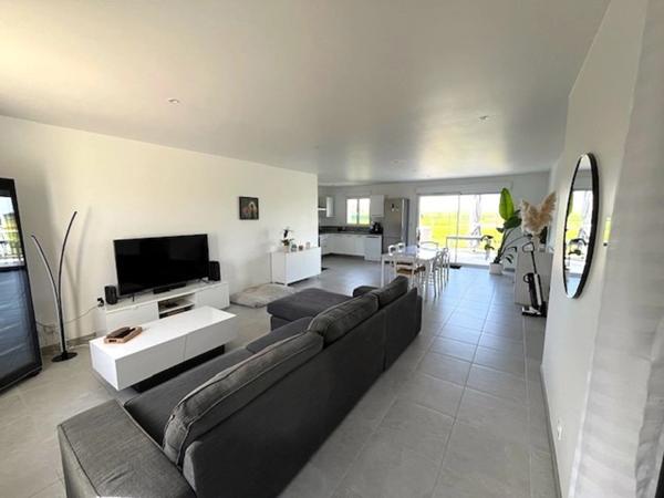 Maison Plain-pied 112m² proche de SAINT JEAN D'ANGELY (17)