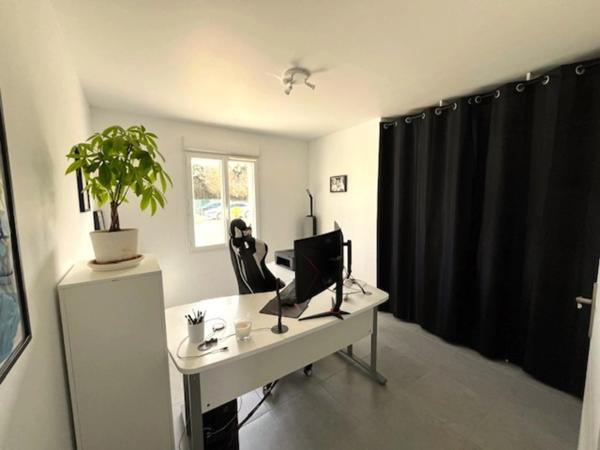 Maison Plain-pied 112m² proche de SAINT JEAN D'ANGELY (17)