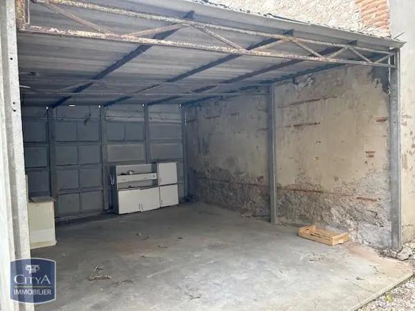 Appartement à louer 2 pièces 69.9m²