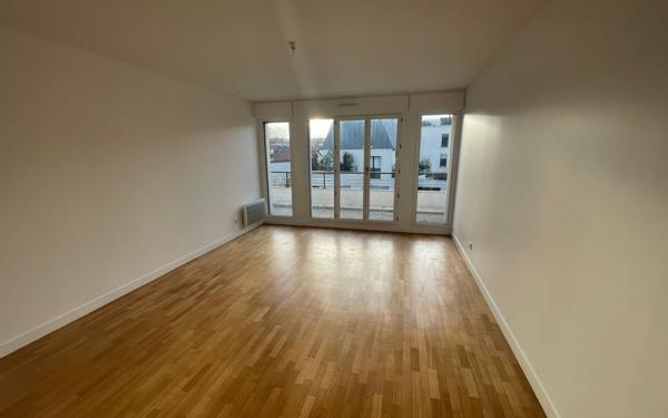 Appartement à louer    4 pièces • 85,14 m2 Issy-les-Moulineaux