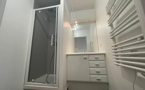 Appartement à louer    4 pièces • 85,14 m2 Issy-les-Moulineaux