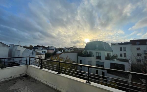 Appartement à louer    4 pièces • 85,14 m2 Issy-les-Moulineaux