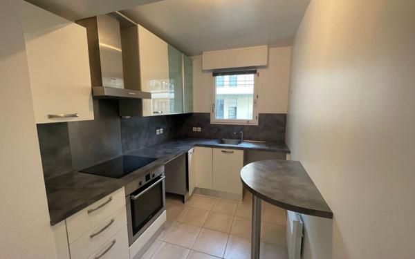 Appartement à louer    4 pièces • 85,14 m2 Issy-les-Moulineaux