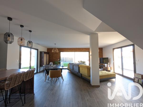 Maison à vendre 5 pièces 142 m² Pézilla-la-Rivière