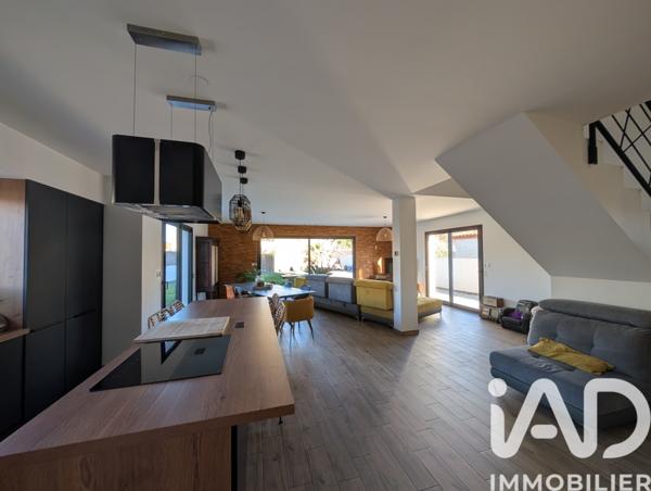 Maison à vendre 5 pièces 142 m² Pézilla-la-Rivière