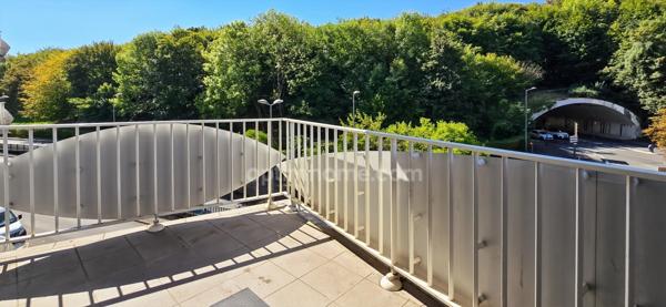 PAU CENTRE-VILLE – T3 62 m² – Balcon plein sud – Parking couvert – DPE B