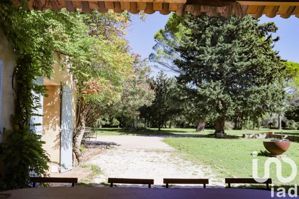 Maison à vendre 10 pièces 220 m² Courthézon