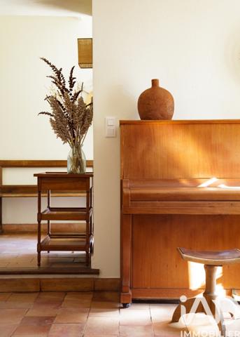 Maison à vendre 10 pièces 220 m² Courthézon