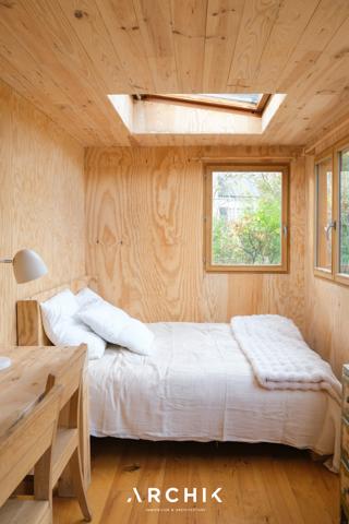 LODGE