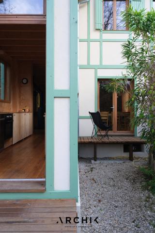 LODGE