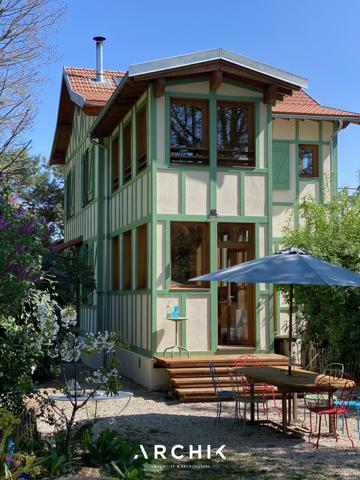 LODGE