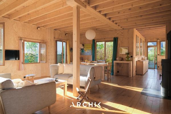 LODGE