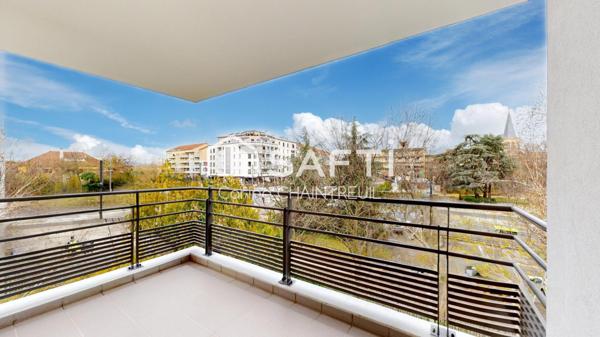 T2 en plein centre de Bron