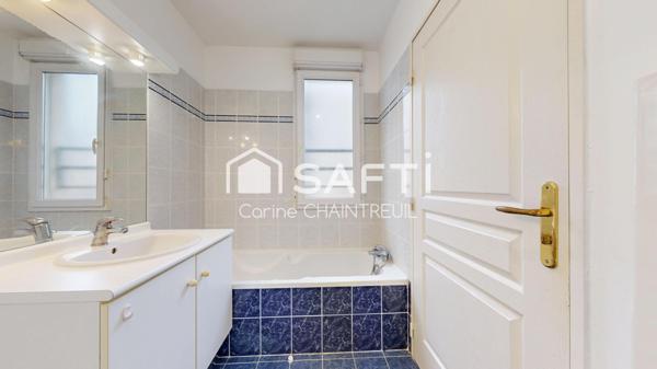 T2 en plein centre de Bron