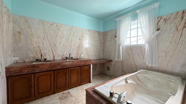 LA ROCHE SUR YON MAISON A VENDRE