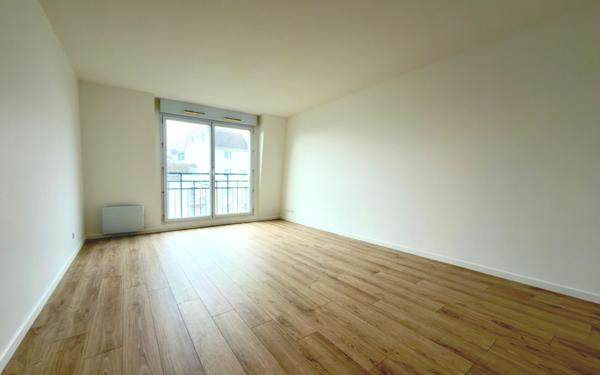 Appartement à vendre    3 pièces • 58 m2 Épinay-sur-Seine