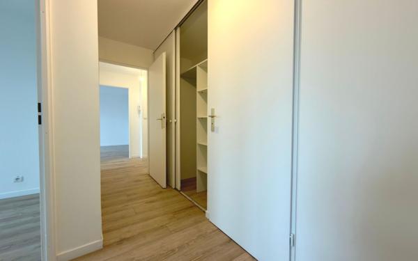 Appartement à vendre    3 pièces • 58 m2 Épinay-sur-Seine
