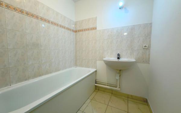 Appartement à vendre    3 pièces • 58 m2 Épinay-sur-Seine